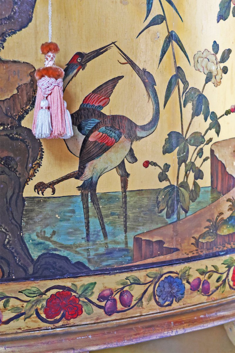 Paire de meubles d’angle en bois laqué et décoré en polychromie, Piémont, XVIIIᵉ siècle-photo-4