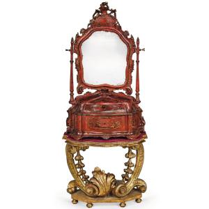 Miroir à bascule sculpté, laqué et décoré. Support en bois sculpté, Venise, XVIIIᵉ siècle