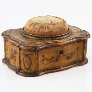 An Italian Lacquered Wood Pin Cushion Box With Polychrome Floral Decoration. Venice, 18th Cent.
