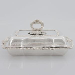 Légumier en argent sterling George IV, avec couvercle et poignée, Paul Storr, Londres, 1821