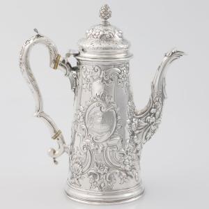 Cafetière en argent Britannia, Reine Anne, James Chadwick?, Londres, 1703
