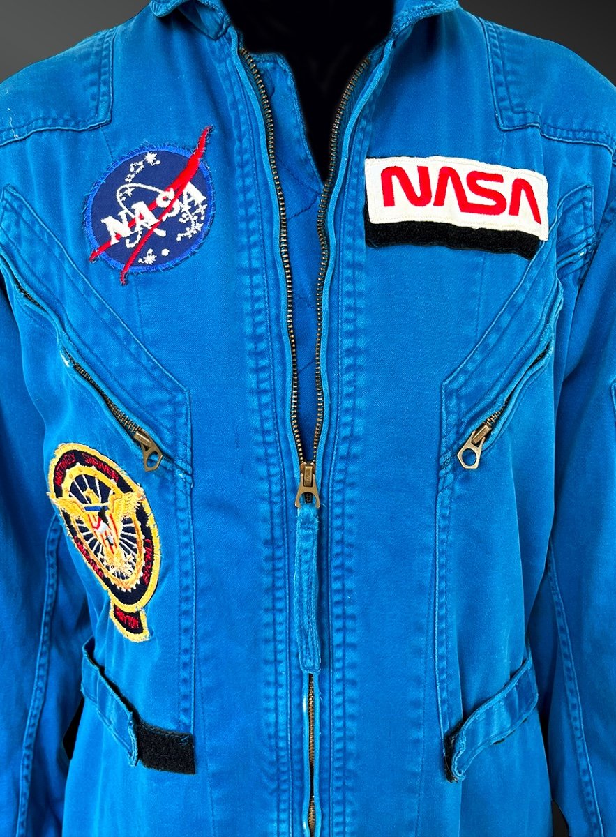 Combinaison D’astronaute De La Nasa  Ayant Appartenue à Astronaute Américain James F. Buchli -photo-2