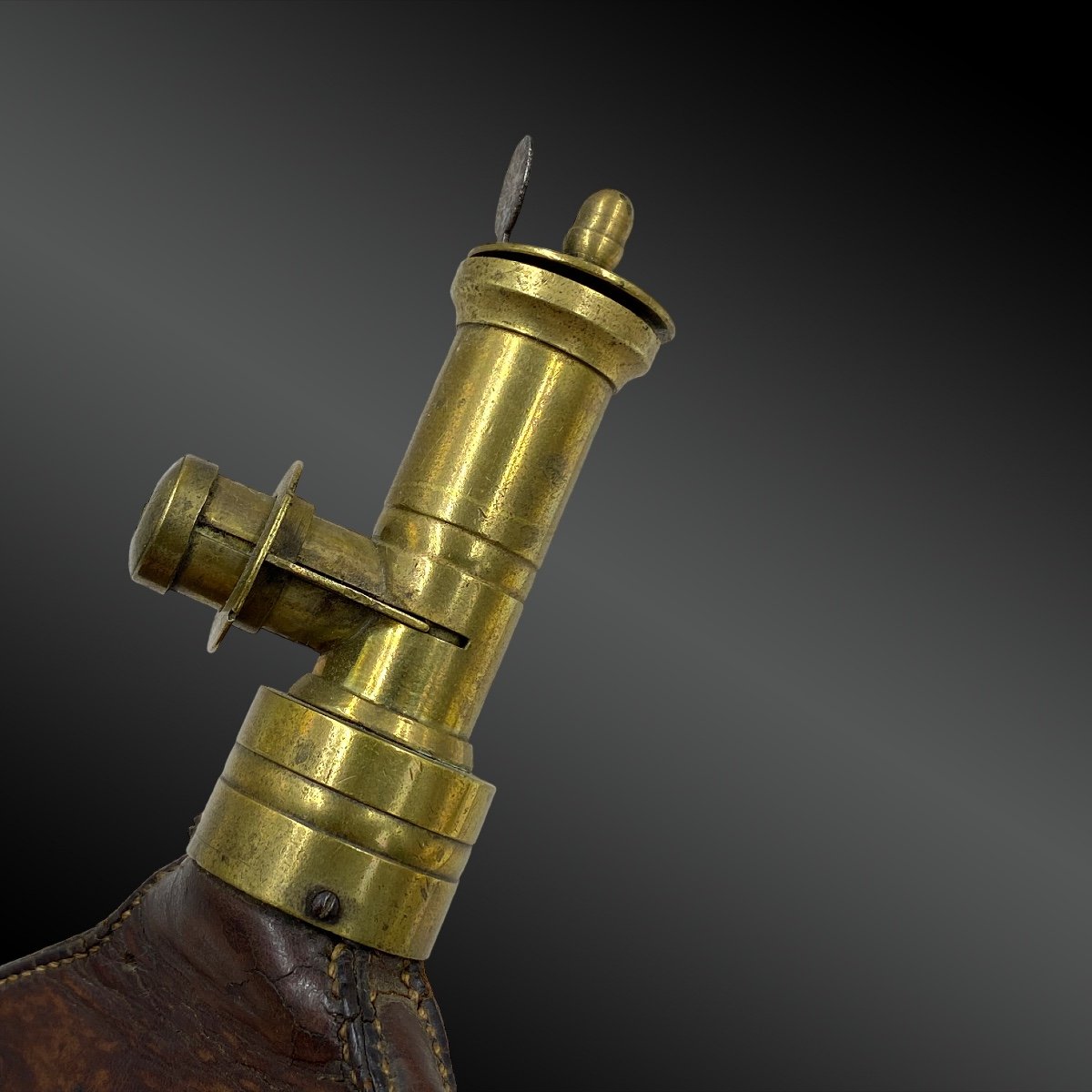 Lead Pear, Paris. France 19th Century-photo-2