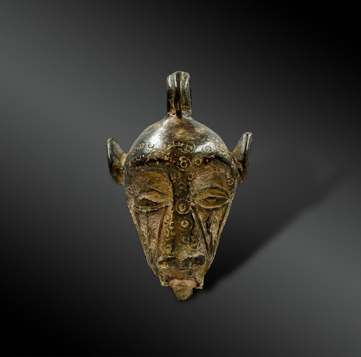 Pendentif Portrait - Vraisemblablement Nigéria - Première Moitié Du XXème Siècle 