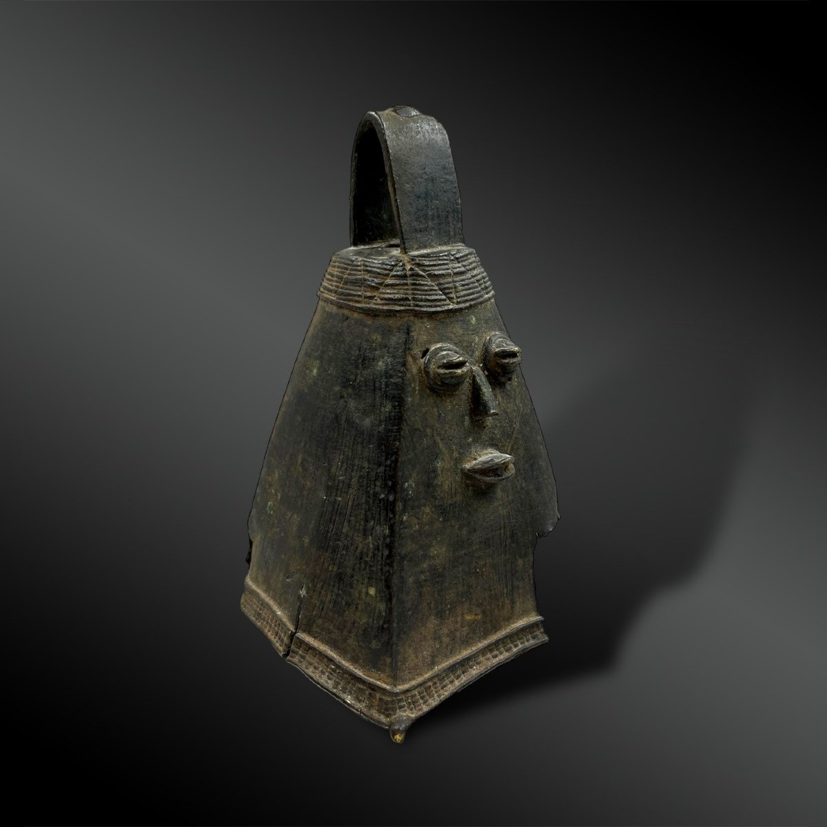 Ceremonial Bell - Kingdom Of Benin, Nigeria - 19th Century Or Earlier -photo-2