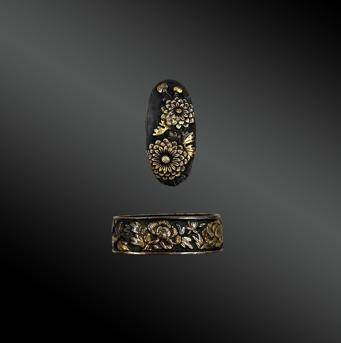 Fuchi Kashira, With The Pattern Of The Peony In Bloom. Japan - Edo Period (1603 - 1868), 19th Century 