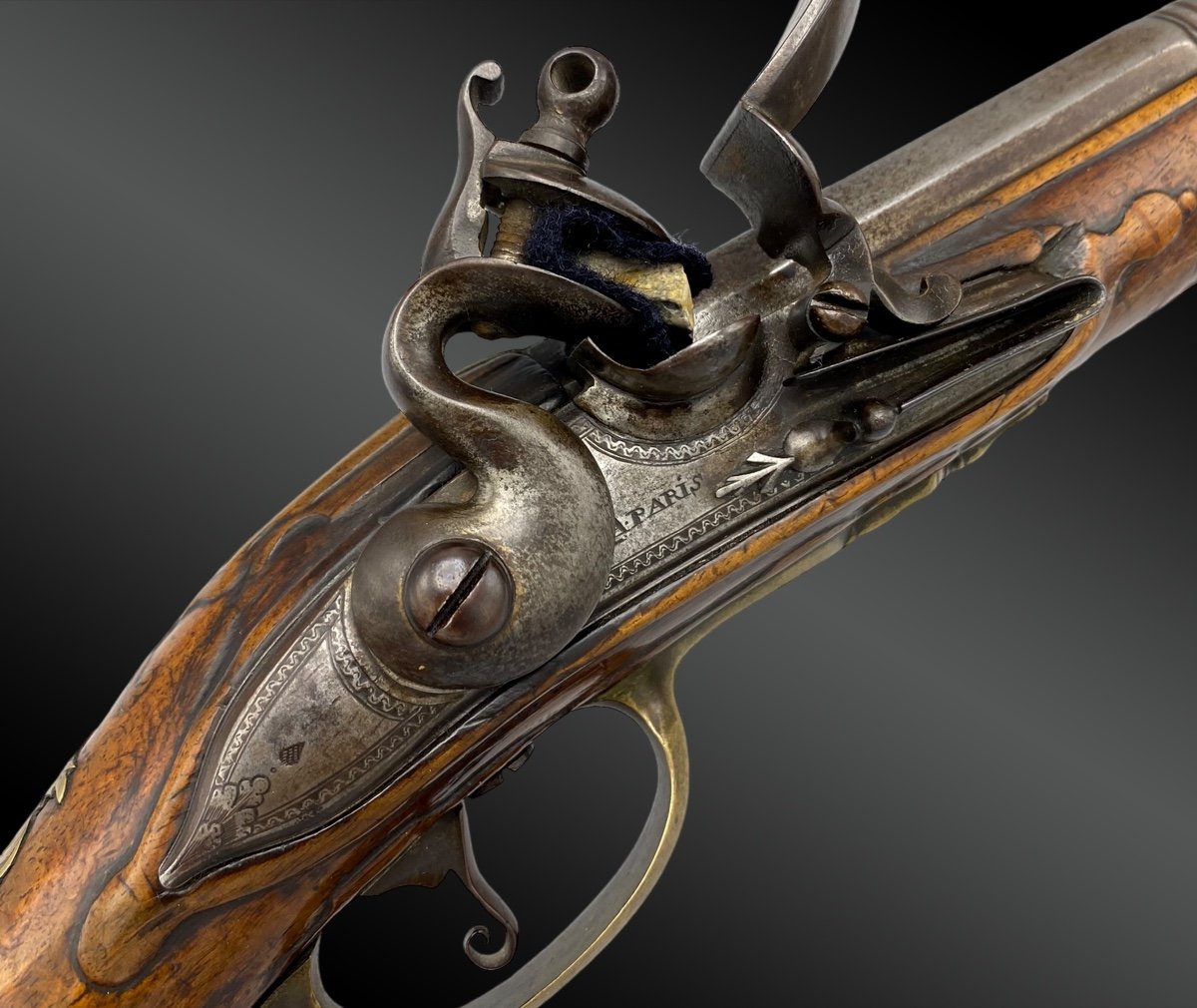Pistolet à Silex  France, XVIIIème Siècle. A PARIS-photo-4