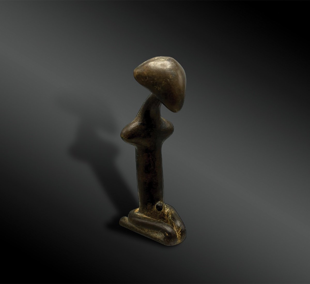 Stylized Genie Statuette - Kulango Culture, Ivory Coast - 19th Century Or Earlier