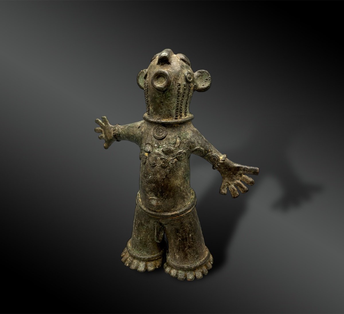 Male Statuette - Benue And Cross River Regions, Nigeria-photo-3