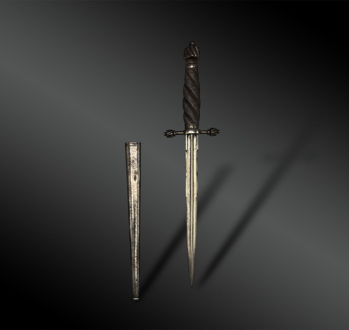 Dagger Signed L. Chobert, Arquebusier - Paris, France - Second Half Of The 19th Century 