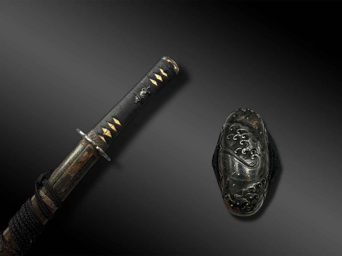 SABRE appelé Wakizashi signé Echigo no kami Kanesada en shirasaya avec koshirae -XVIIème siècle-photo-5