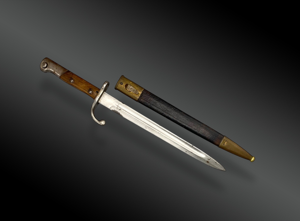 BAÏONNETTE pour fusil MAUSER, avec fourreau. XIXème siècle
