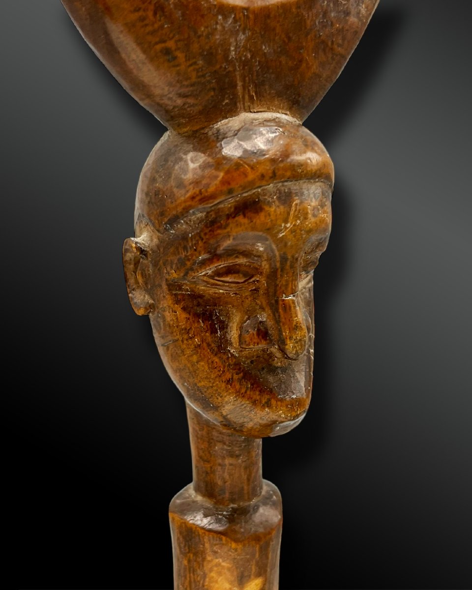 Slingshot Baoulé Culture, Ivory Coast First Half Of The 20th Century Patinated Wood -photo-2