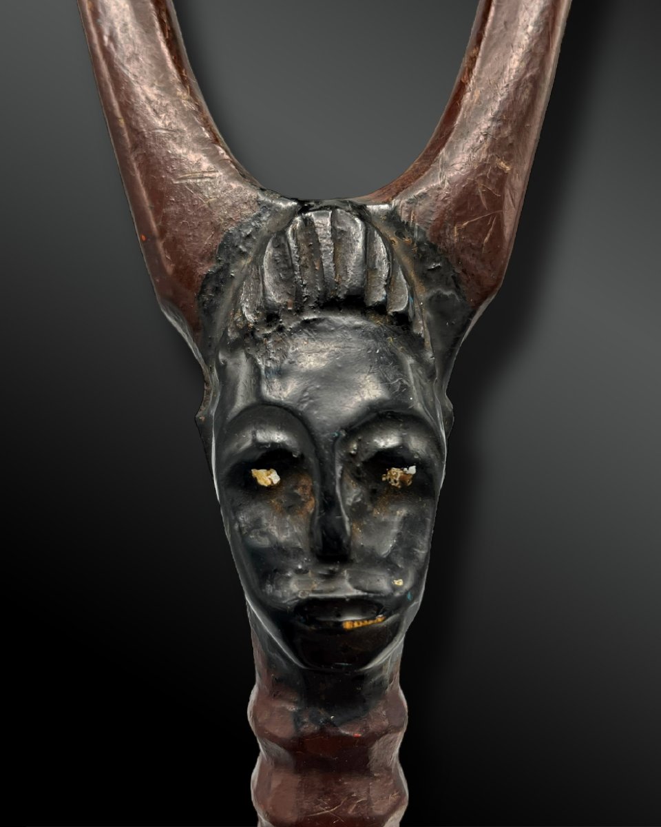 LANCE-PIERRE Côte d'Ivoire Première moitié du XXème siècle Bois et pigments -photo-2