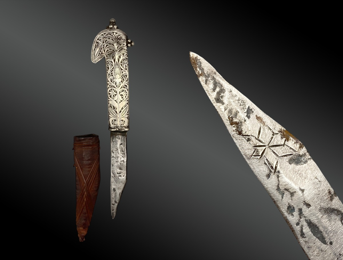 Yemeni Dagger, Khadaam. Engraved Silver Handle.-photo-1