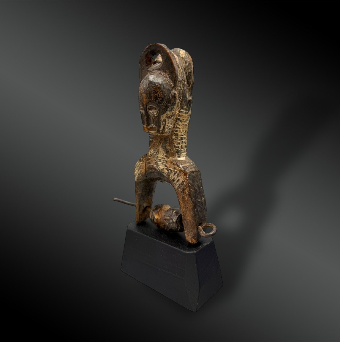 Pulley Stirrup For A Weaving Loom, Featuring Two Masks From The Goli Culture Of Baoulé, Ivory Coast-photo-2