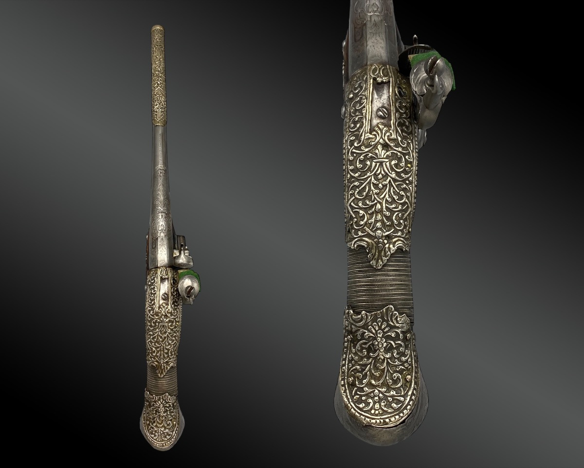 PISTOLET à SILEX,  Europe XVIIIème siècle, agrémenté d'un décor à l'oriental-photo-4