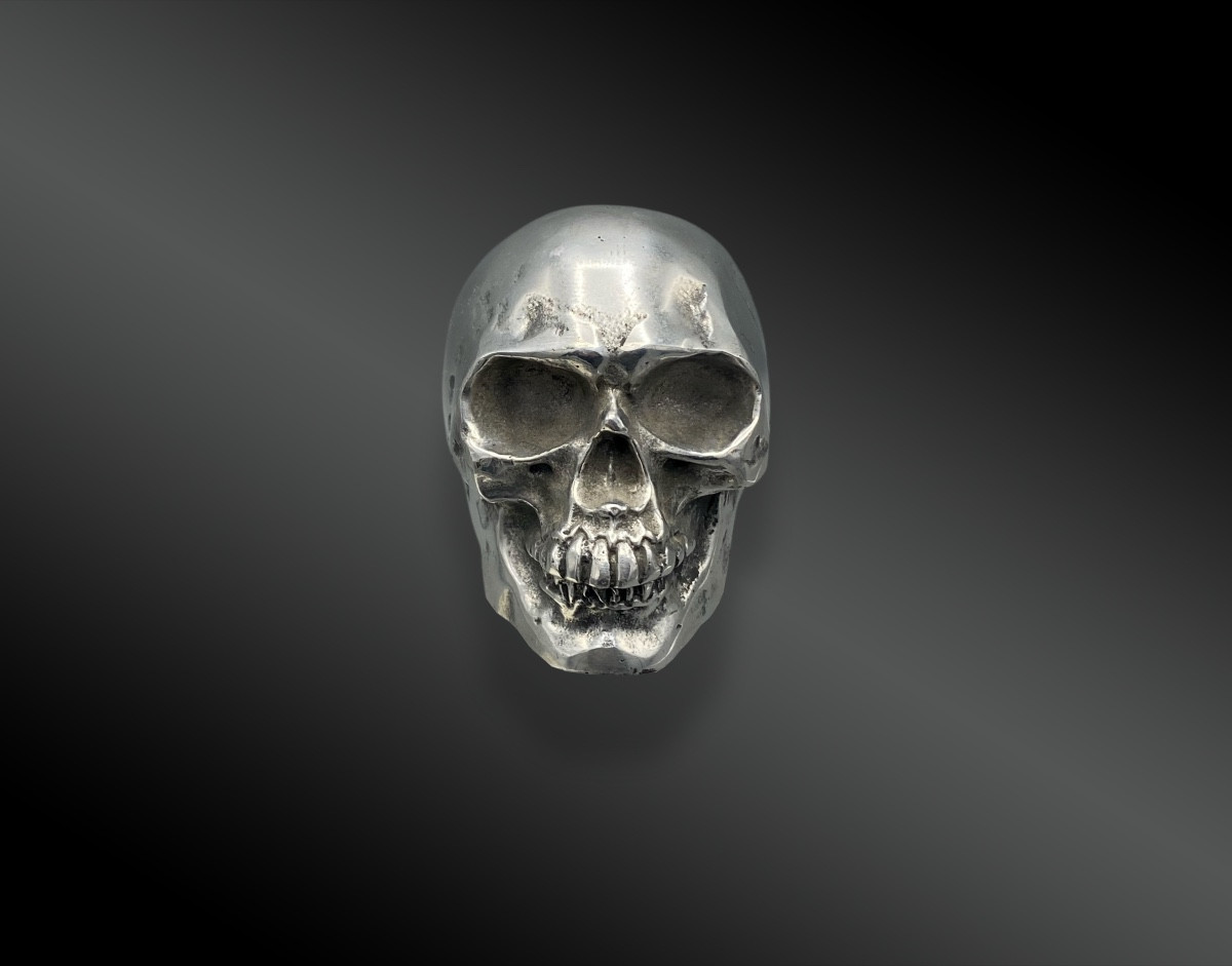 Crâne, Vanité en argent. Europe, XXème siècle