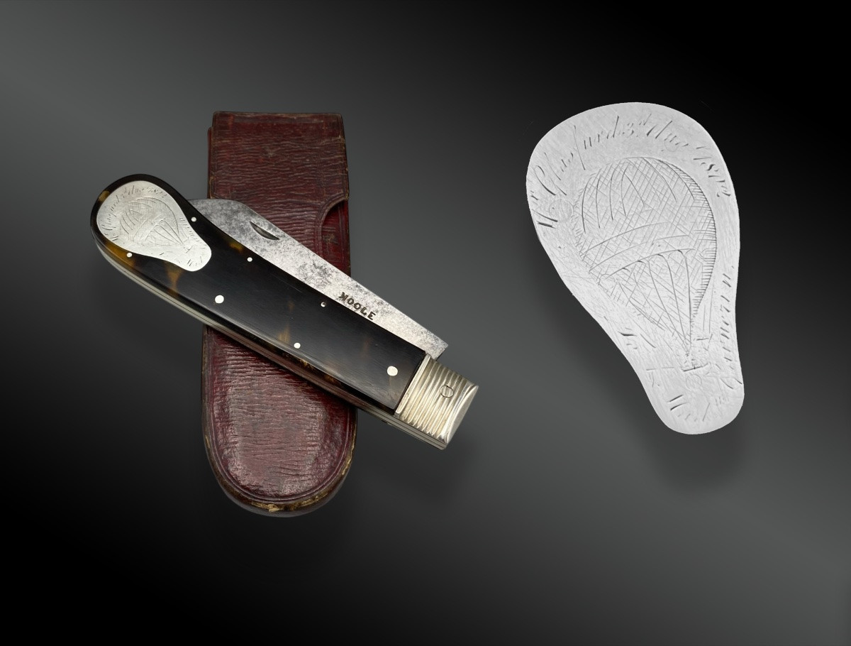 COUTEAU FERMANT, À DEUX LAMES, PAR HOOLE, AVEC RÉSERVE OR, AU NOM DE ANDRÉ-JACQUES GARNERIN.-photo-2