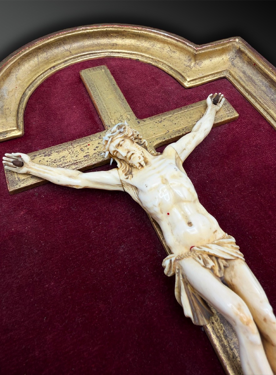 CRUCIFIX - Europe - XIXème siècle-photo-2