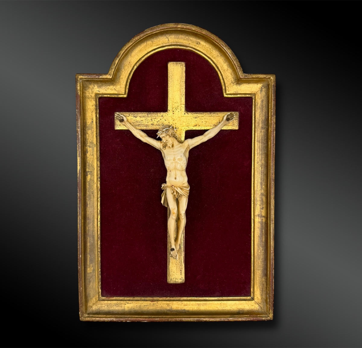 CRUCIFIX - Europe - XIXème siècle