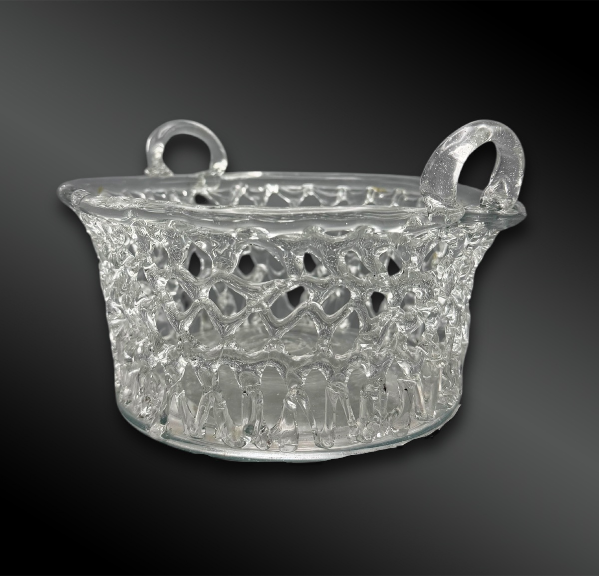 CORBEILLE appelée « A Traforato » - Flandre / Pays-Bas - Première moitié du XVIIIème siècle-photo-3