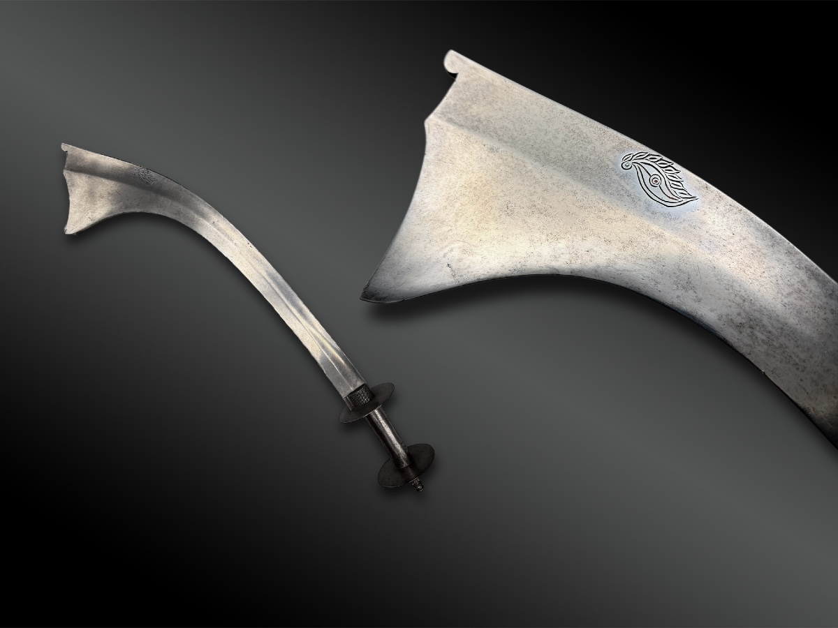 Cutlass Called Kora - Nepal - Late 18th/early 19th Century