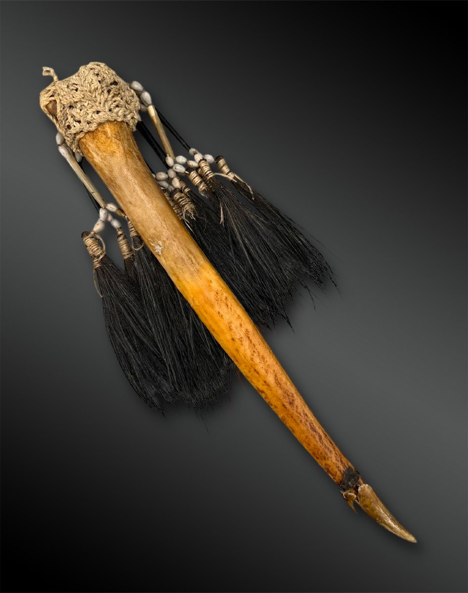 Dague Asmath Culture, Papua Casoar Bone, Plant Fibers And Seeds H.: 39 Cm (slight Acc)