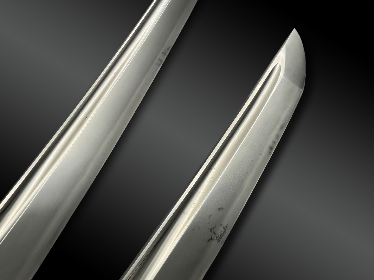 Sabre Known As A Itomaki-no-tachi In Shirasaya With Koshirae, Attributed To Tadayoshi-photo-3