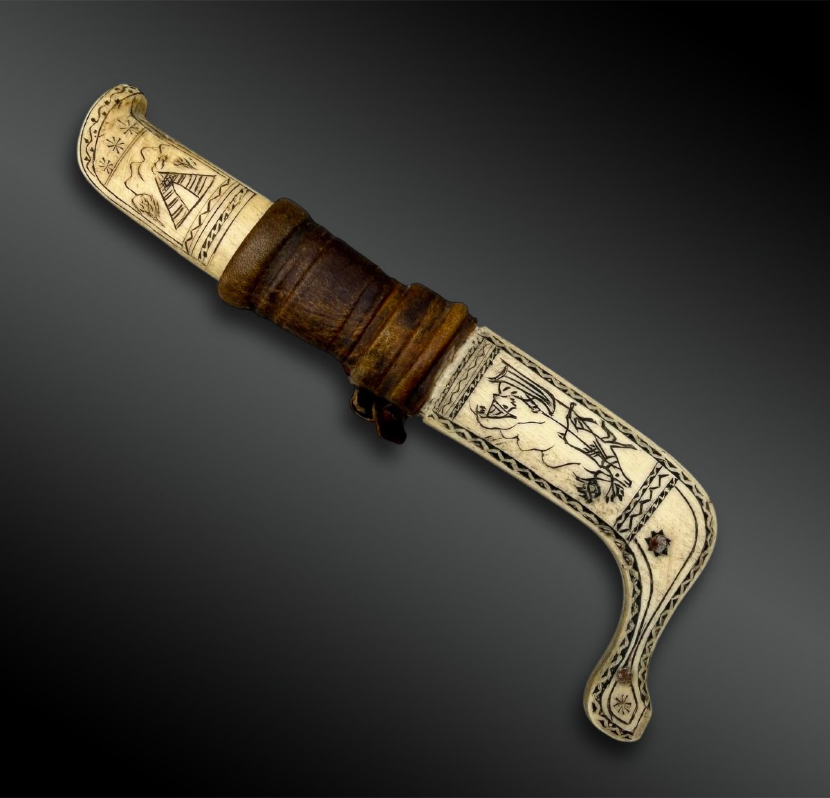 Petit COUTEAU et son FOURREAU Culture Sami, région nord de la Suède, de la Norvège et de la Fin