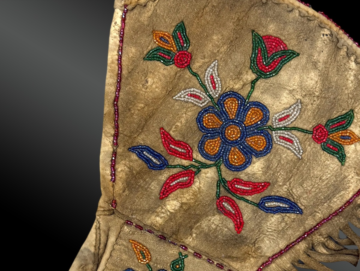 Pair Of Athabaskan Indian Gloves, Northwest North America, Circa 1920–1930-photo-3