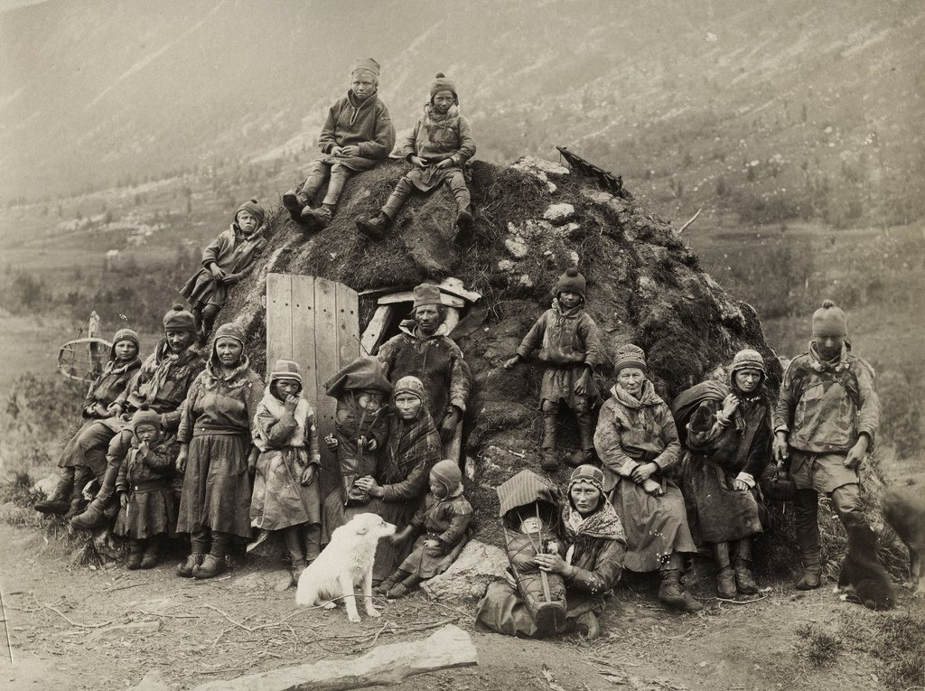 Cradle - Sami Culture, Northern Regions Of Sweden, Norway, And Finland - 19th Century-photo-1