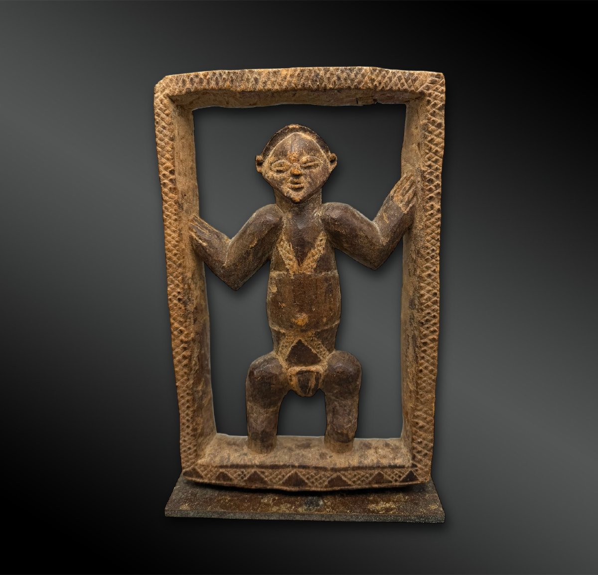 Anthropomorphic Statuette Known As Nzambi - Holo Culture, Democratic Republic Of The Congo