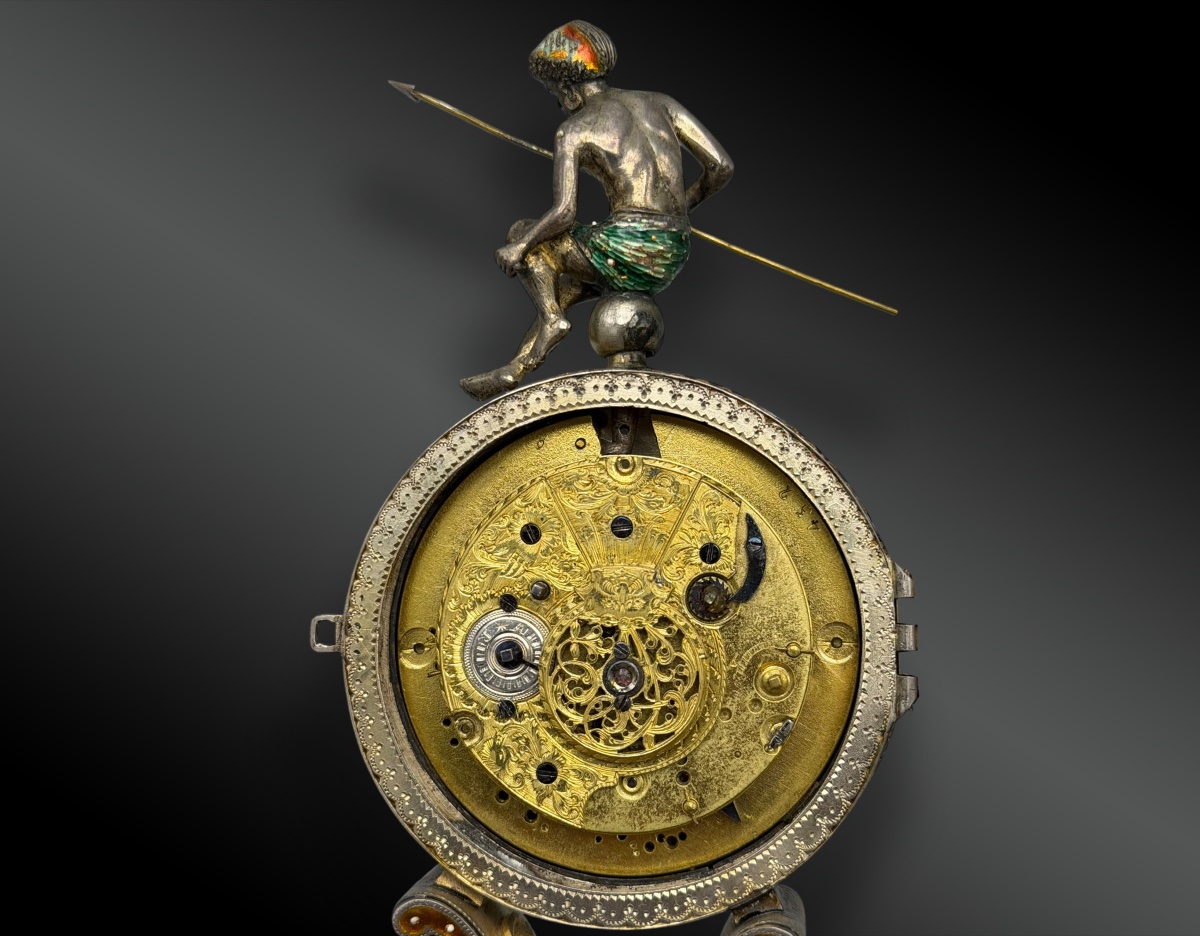 Camel-shaped Table Clock With Enameled Dial And Semi-precious Stones-photo-2
