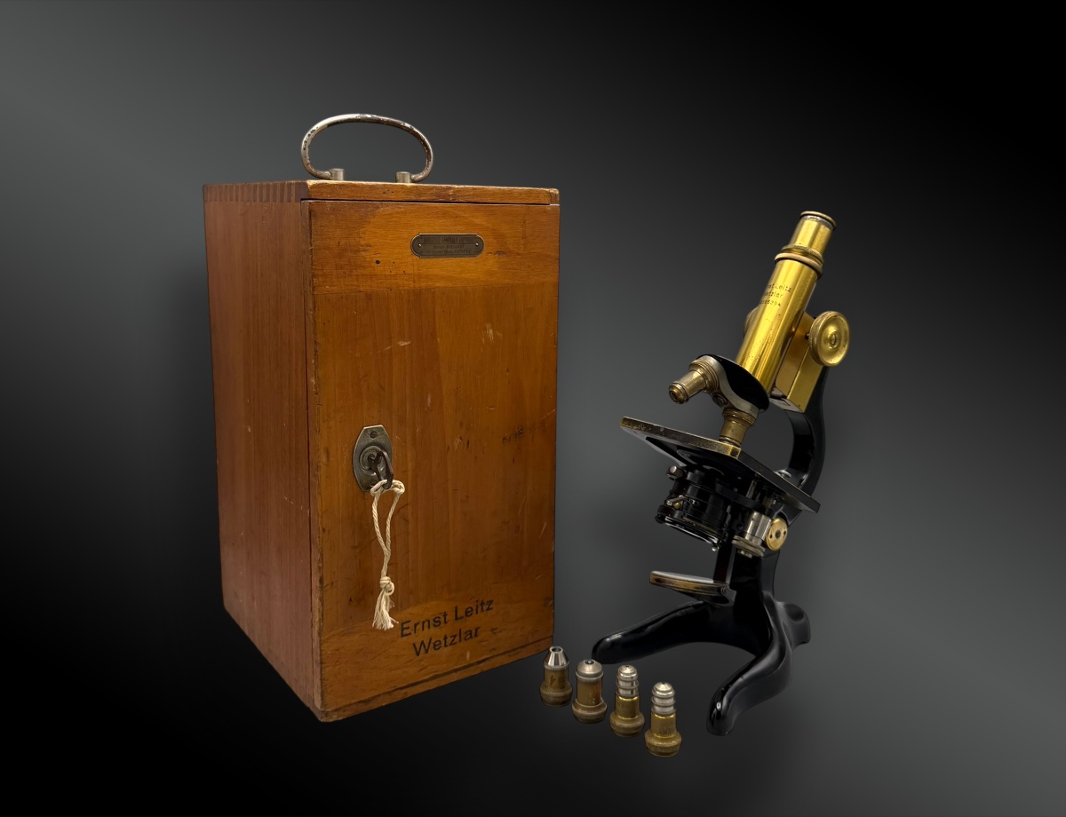 Ernst Leitz Wetzlar Microscope Set, Model “stativ Iib,” No. 195394