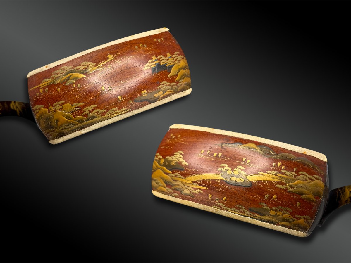 Musical Instrument Called The Shamisen - Japan - Edo Period (1603–1868)-photo-2