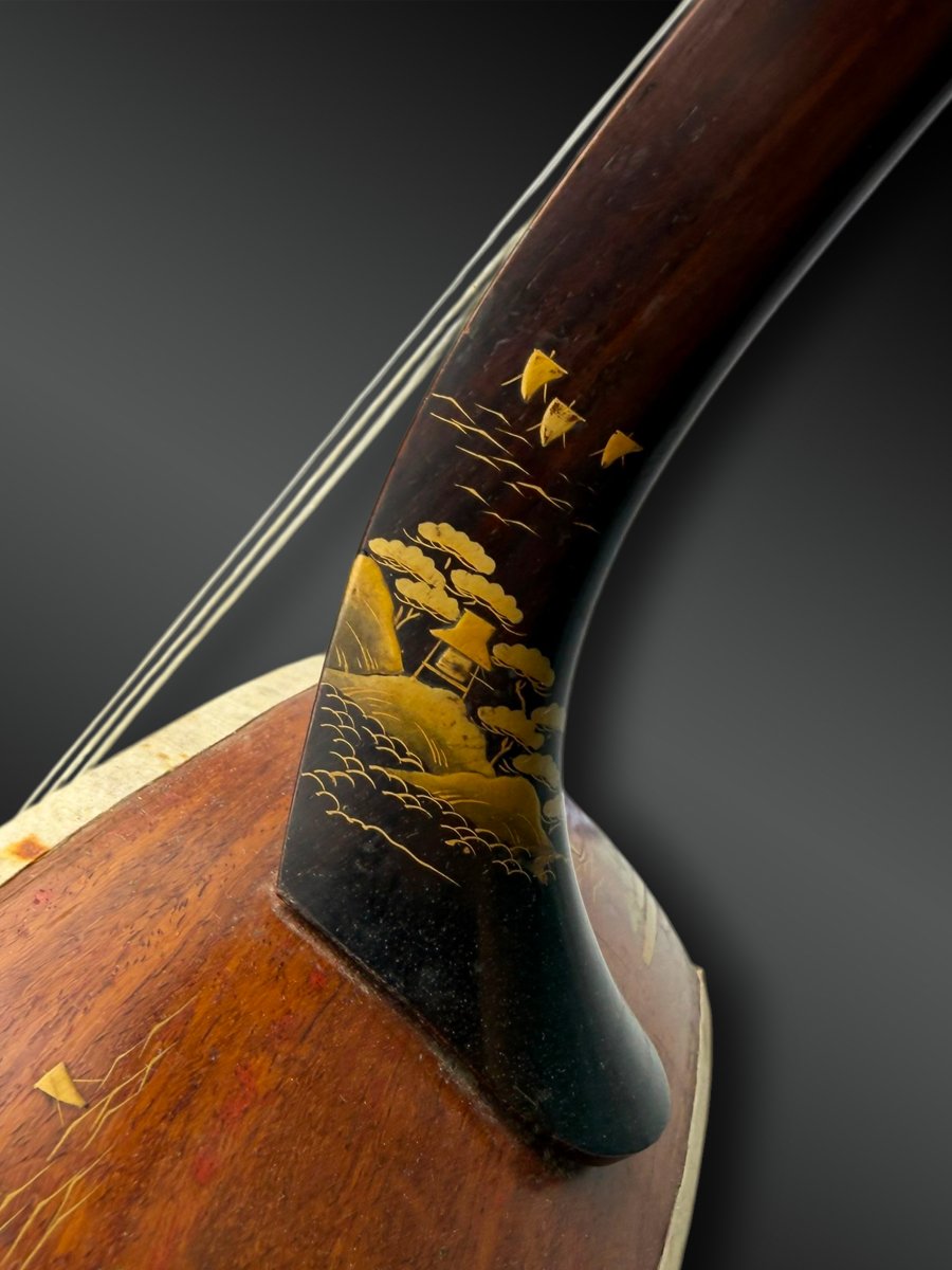 Musical Instrument Called The Shamisen - Japan - Edo Period (1603–1868)-photo-4