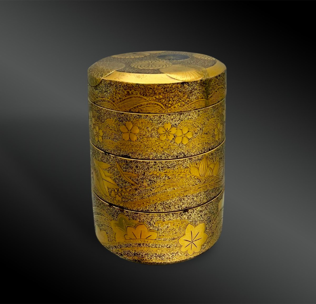 Small Round Box Called A Kōgō  - Japan-photo-2