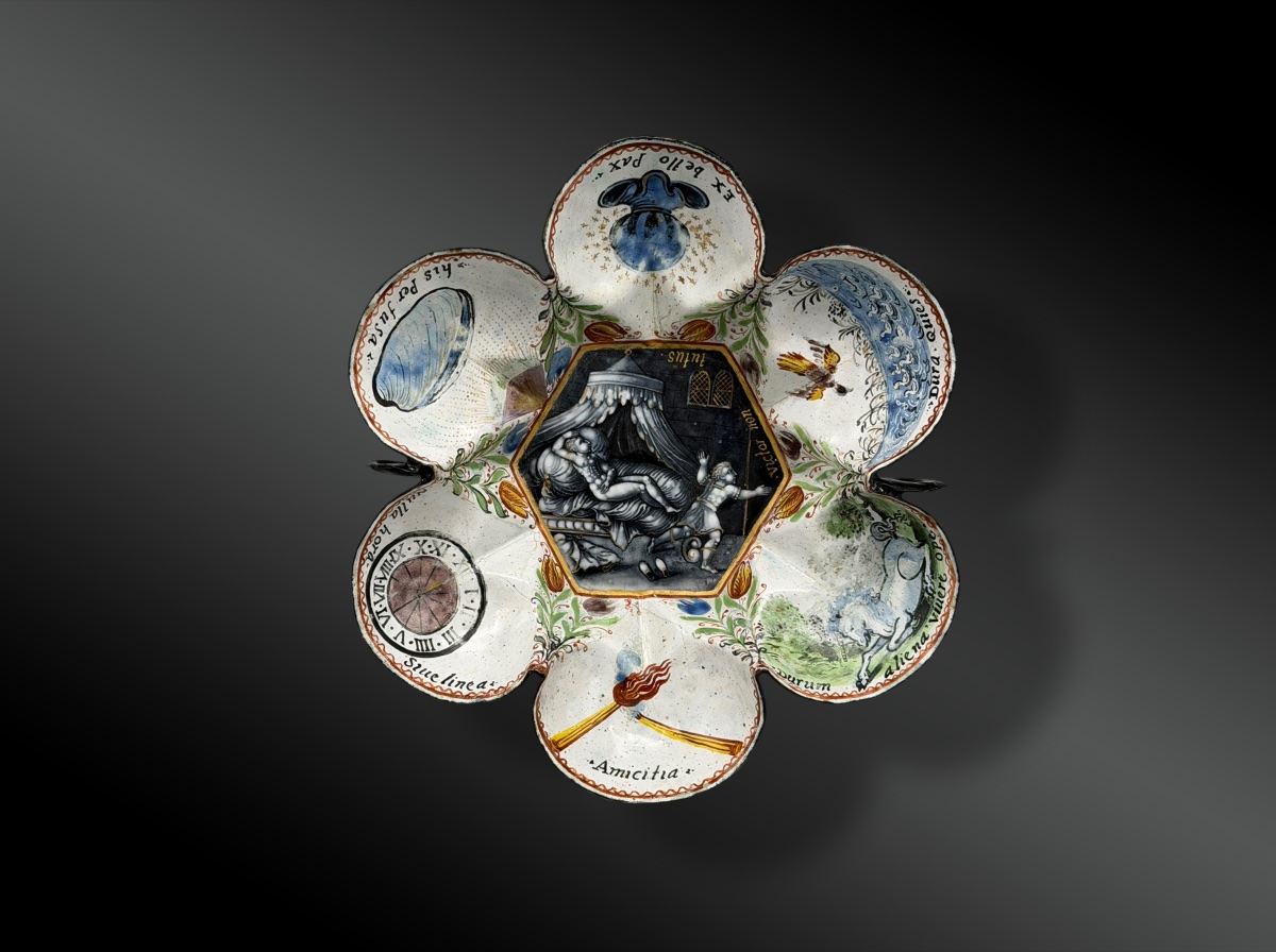 COUPE à SIX GODRONS sur le thème de la MORAL et de la VERTU  Dans le goût de Jacques I LAUDIN