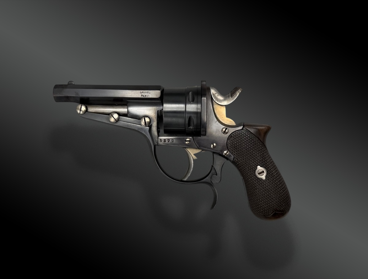 REVOLVER BABY GALAND-photo-2