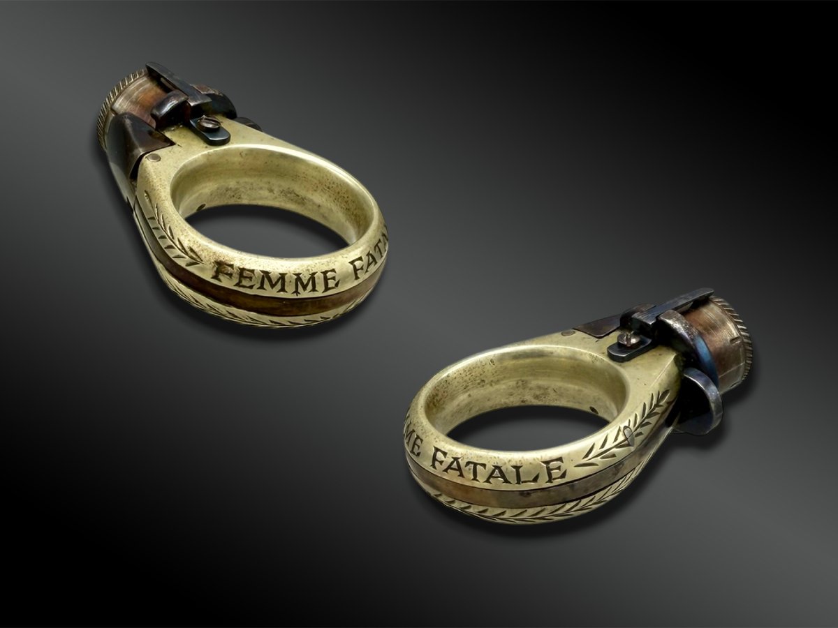 Box Containing A Revolver Ring, Called "femme Fatale" - France - 19th Century-photo-3