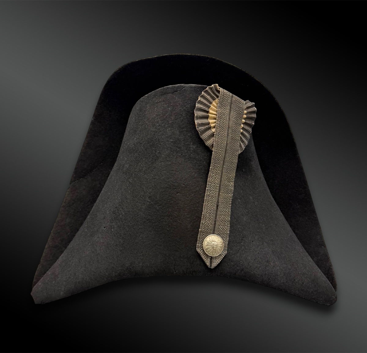CHAPEAU BIRCORNE des GARDES du CORPS du ROI, COMPAGNIE de NOAILLES - France-photo-2