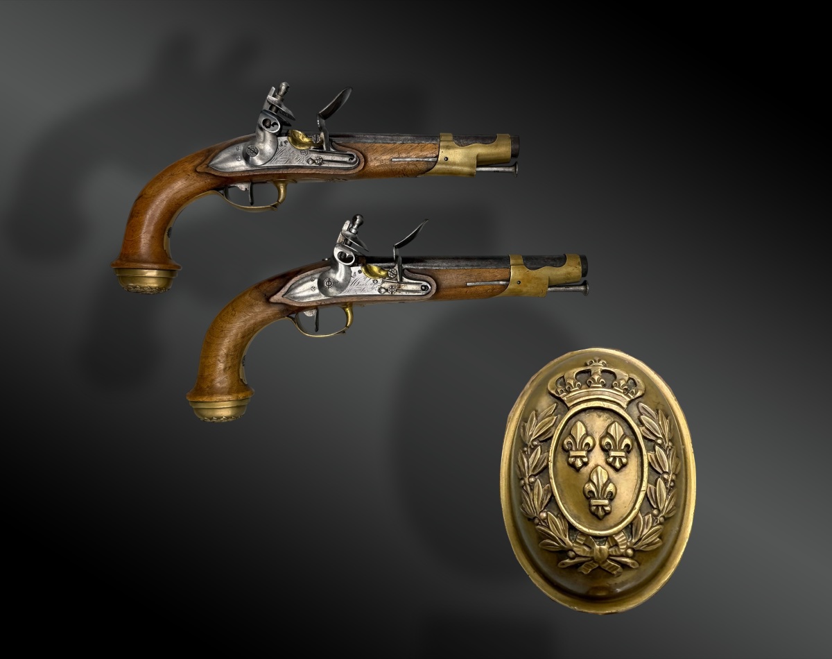 PAIRE de PISTOLETS à SILEX de GARDE du CORPS du ROI Premier Modèle, 1814 - France