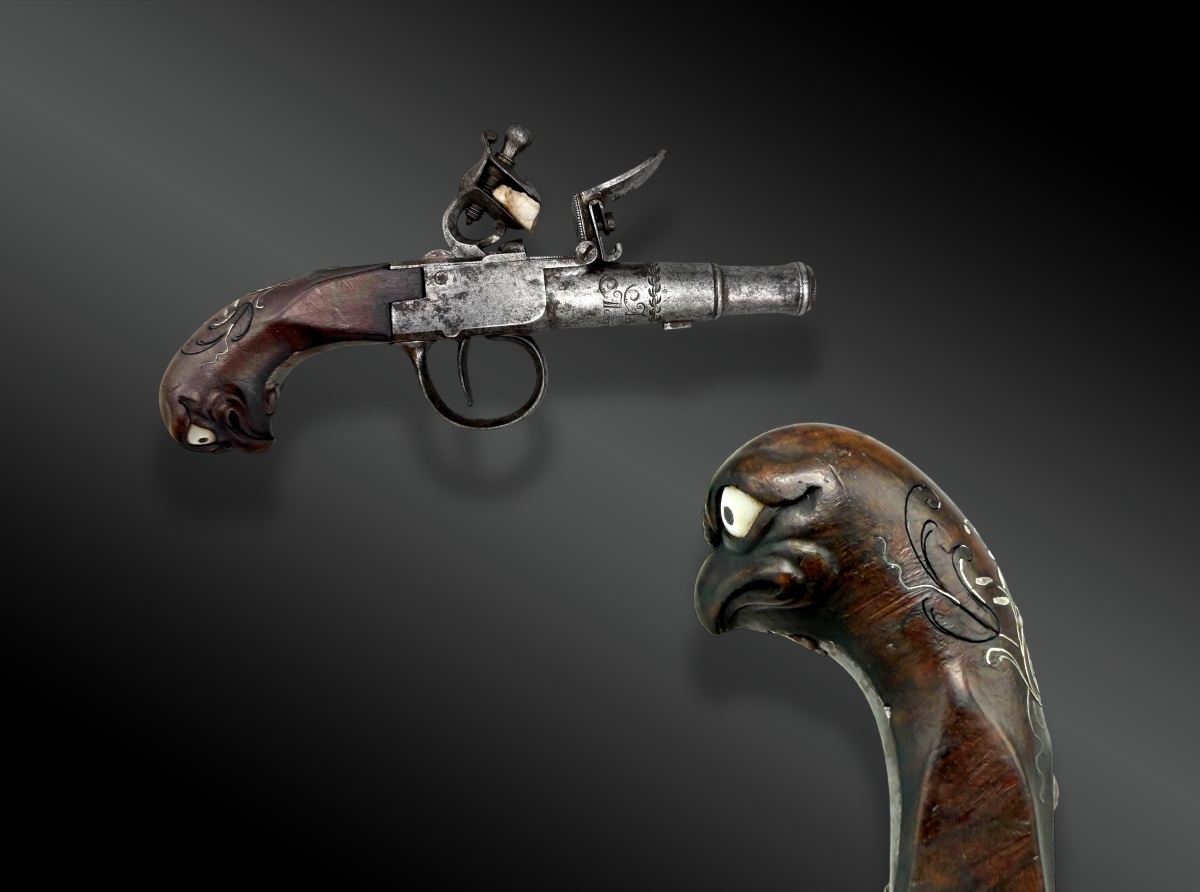 Flintlock Pistol, Box-case, Bird's-head Stock - In Montpellier
