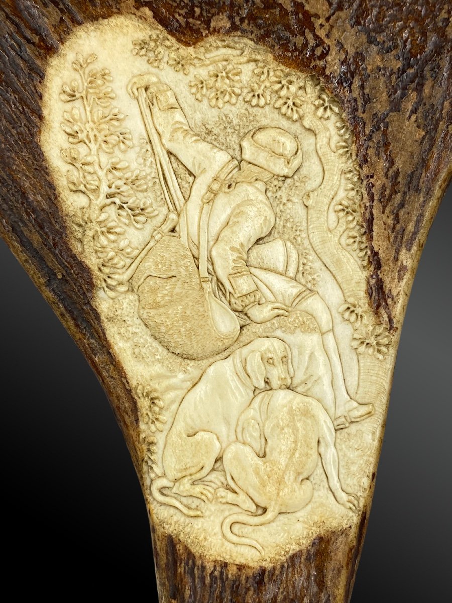 Powder Pear In Carved Deer Antler. Germany, Black Forest, Early XIXth-photo-2