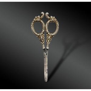 Pair Of Grape Scissors - England - 1914