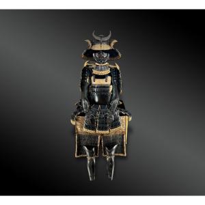 ARMURE complète de samuraï, école Iwaï - Japon - Période Edo (1603-1868) - XVIIème siècle