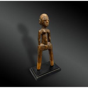 LANCE-PIERRE Culture Lobi, Burkina Faso Première moitié du XXème siècle Bois et clou 