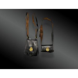 GIBERNE et SABRETACHE D’ENFANT type CHASSEUR DE LA GARDE NATIONALE 