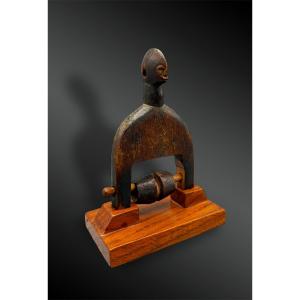 Pulley Stirrup From A Weaving Loom, Animated With A Female Figure, Mossi Culture, Burkina Faso 